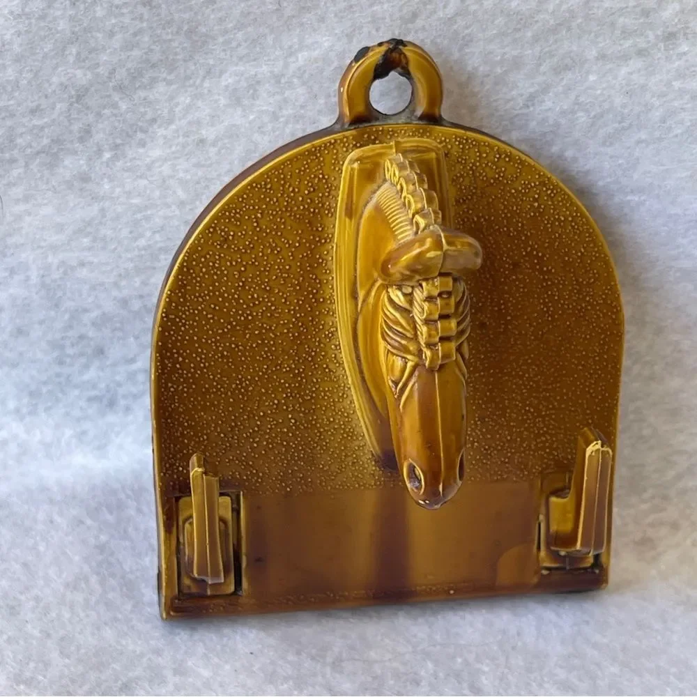 Horse head plaque with hooks key or clothing wall hooks